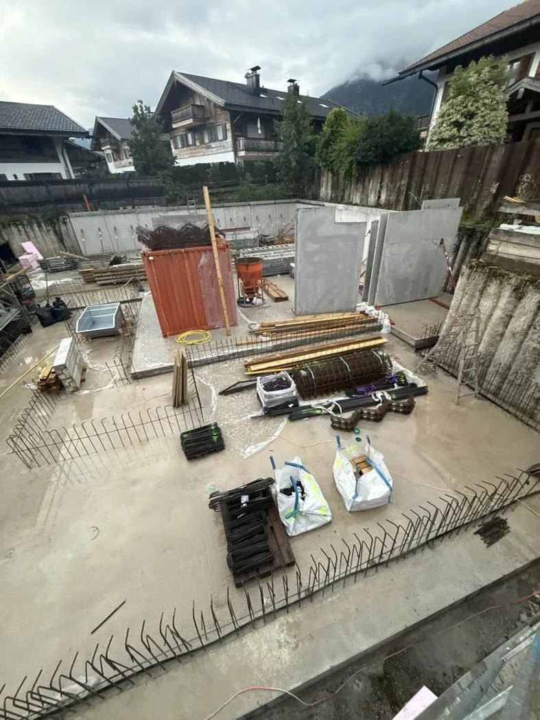 Georg-Hirth-Straße 7 – Baustellenstand · September 2026.